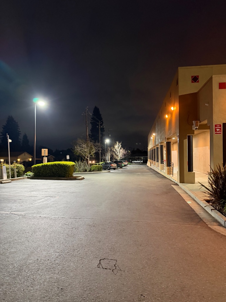 Commercial exterior maintenance in Milpitas CA — Deluxe Building Services